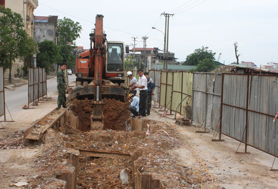 Đẩy nhanh tiến độ thực hiện Dự án hệ thống thoát nước và xử lý nước thải